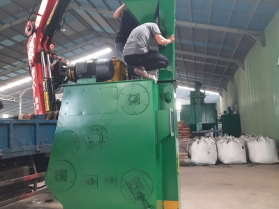 Công ty cung cấp trang thiết bị công nghiệp, máy phun bi băng tải cuốn uy tín