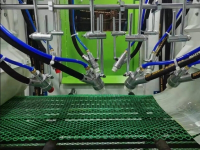 Mách bạn địa chỉ cung cấp máy phun cát nhiều đầu phun chất lượng tốt