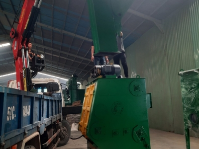 Tăng năng suất và tiết kiệm thời gian với máy phun bi tự động