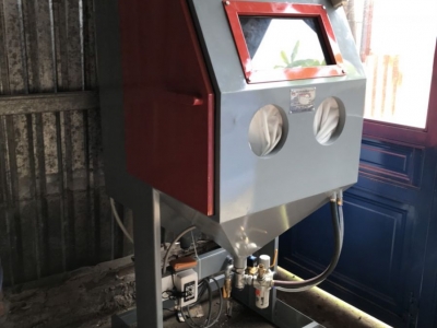 Mách bạn địa chỉ cung cấp tủ phun cát 250 lít chất lượng vượt trội