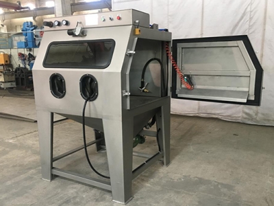 Máy phun cát công nghiệp giá rẻ: Tổng quan, Phân loại và Hướng dẫn lựa chọn