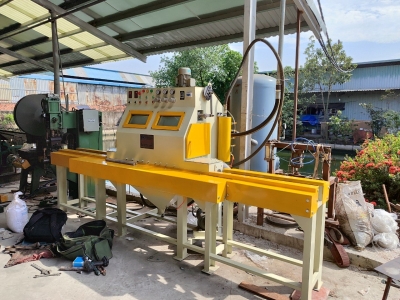 Thiết kế máy phun bi theo yêu cầu: Giải pháp làm sạch bề mặt tối ưu