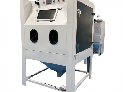 Vai trò của máy phun cát trong lĩnh vực công nghiệp